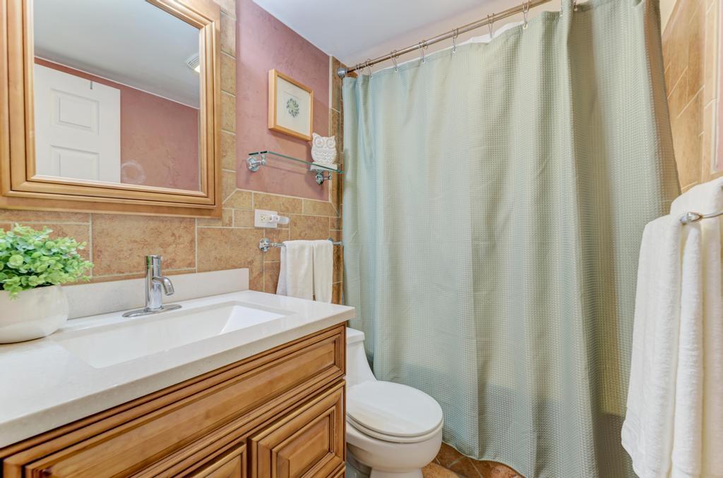1970 Kenilworth Circle Unit: C