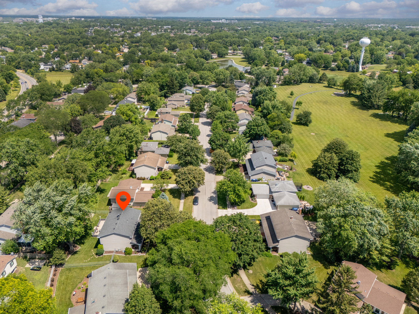 6S184 Lakewood Drive