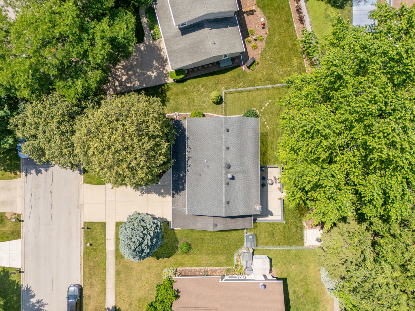 6S184 Lakewood Drive