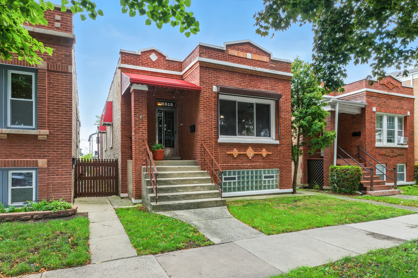 2515 Highland Avenue