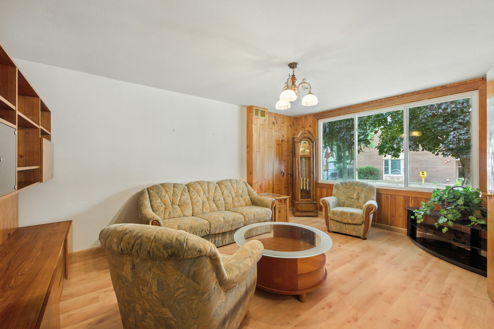 2515 Highland Avenue