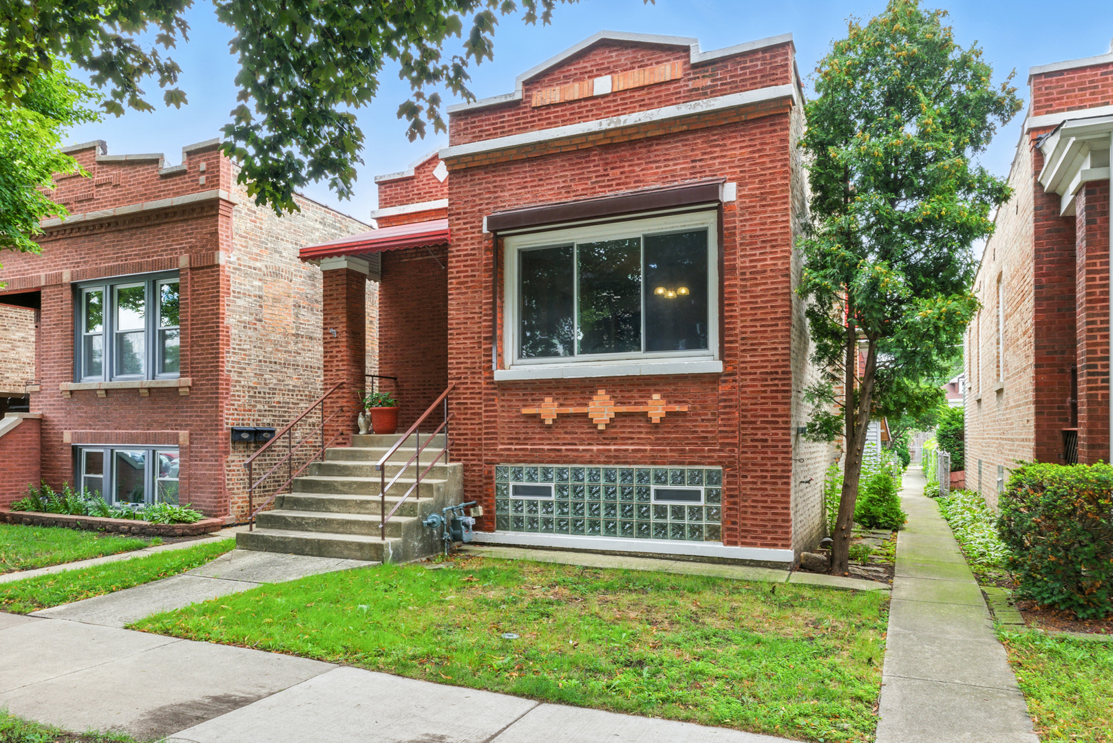 2515 Highland Avenue