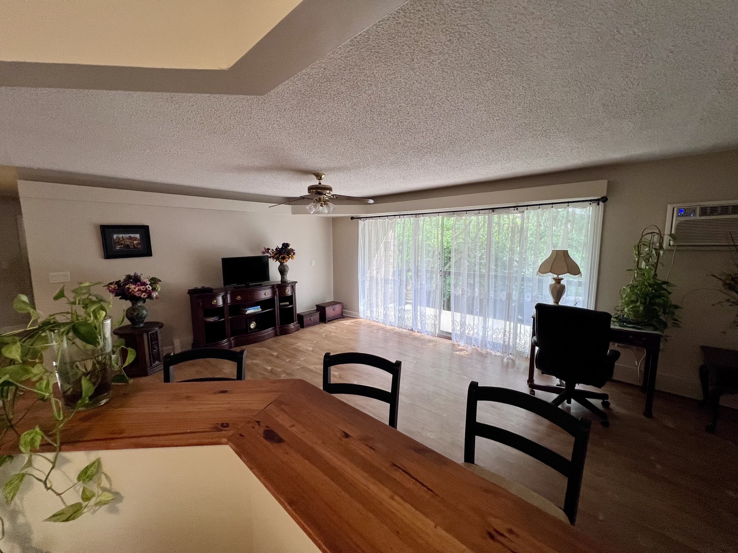 3415 83rd Street Unit: E16