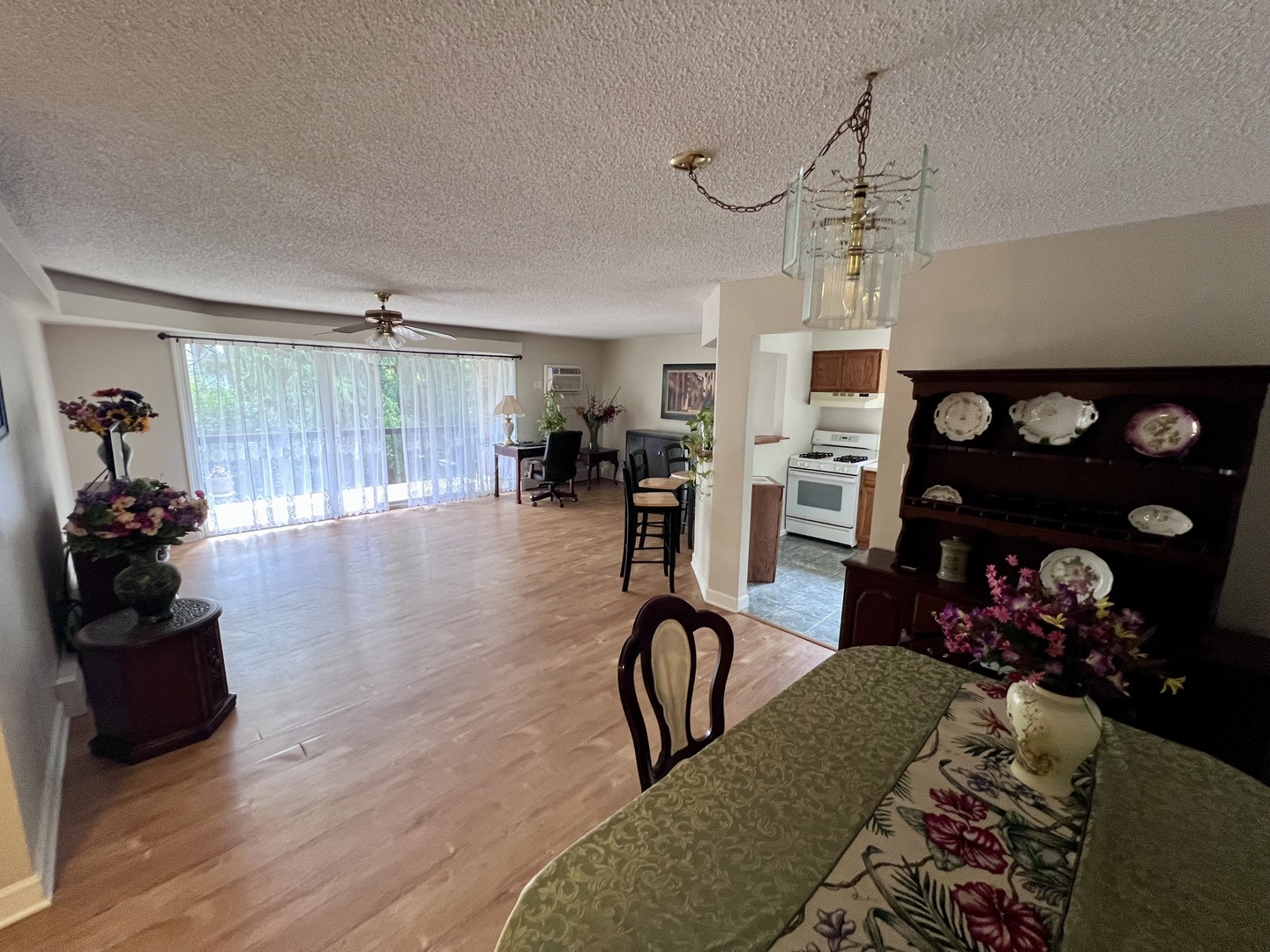 3415 83rd Street Unit: E16