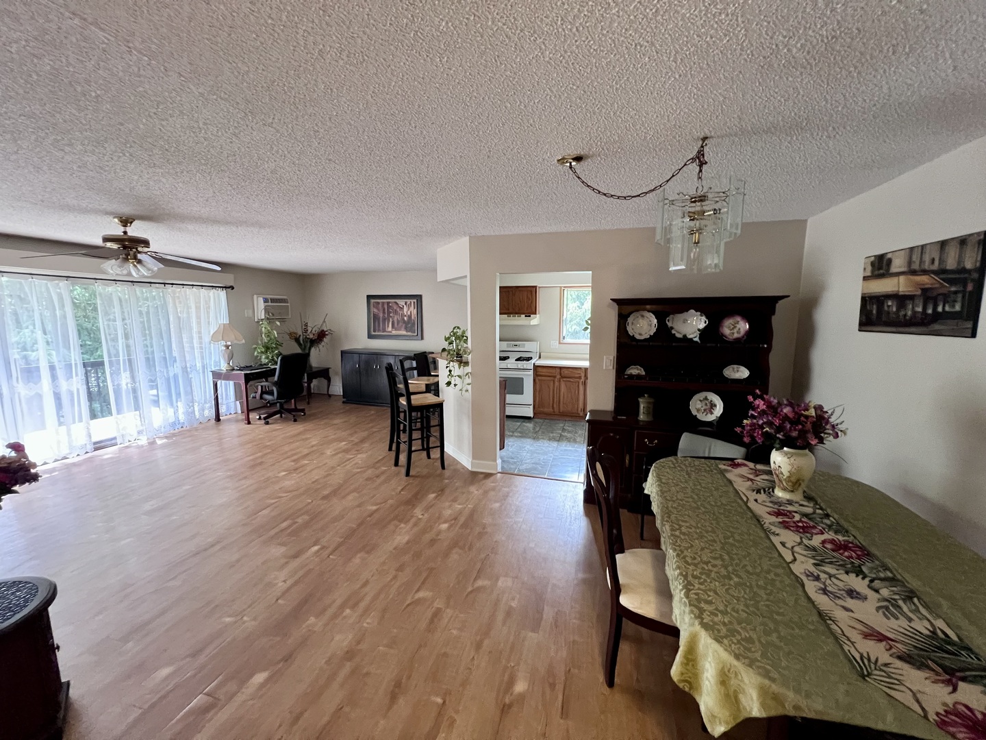 3415 83rd Street Unit: E16