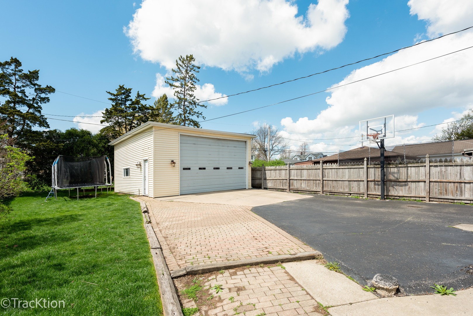 214 S Grace Street