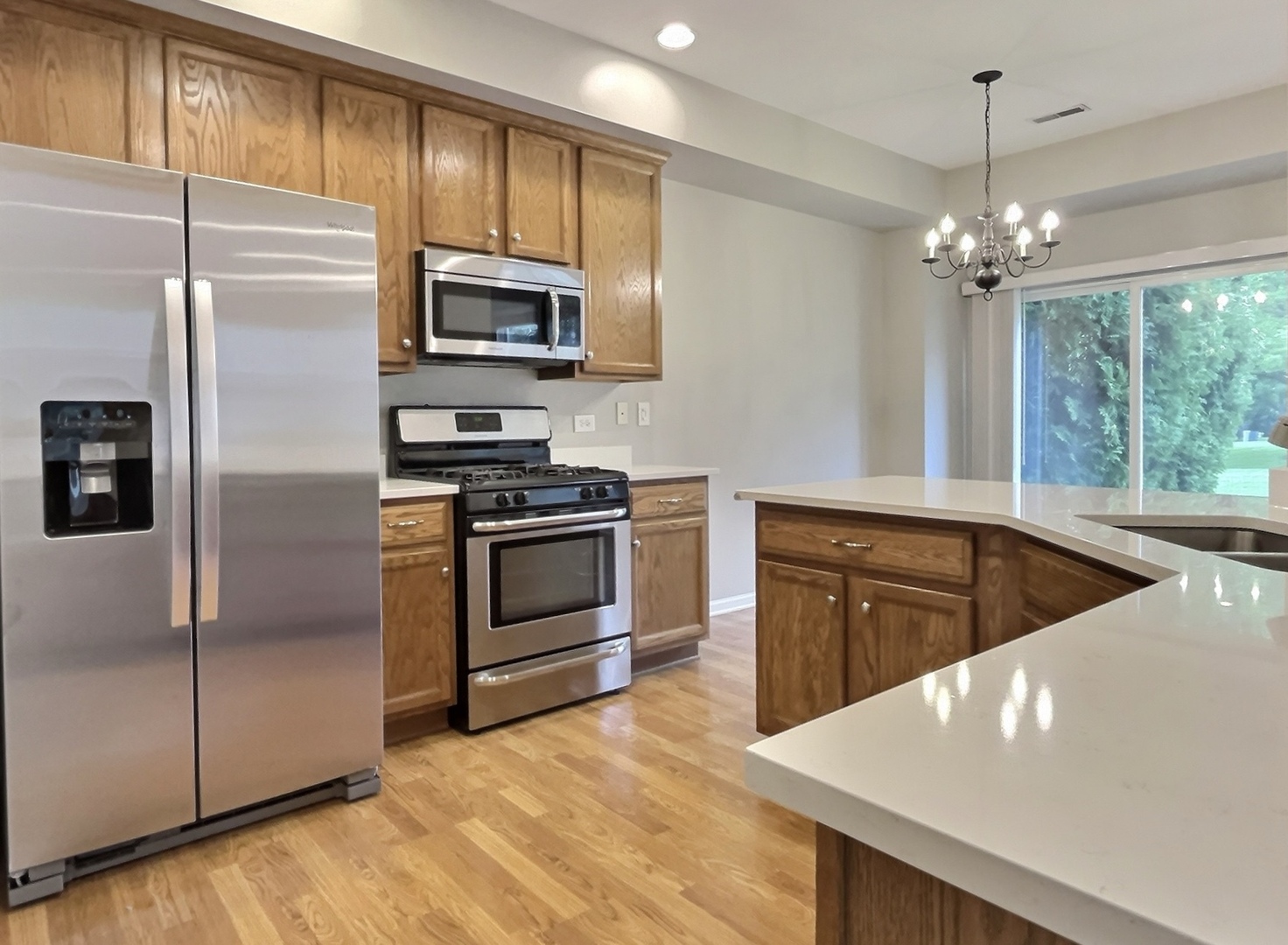 3142 Bromley Lane