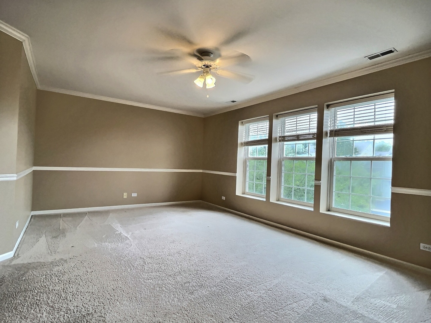 3142 Bromley Lane