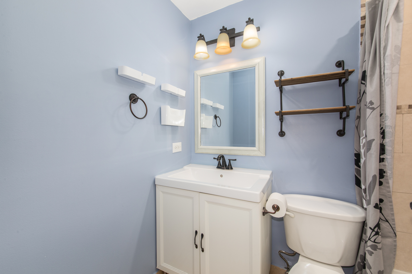 430 Walnut Creek Lane Unit: 2201