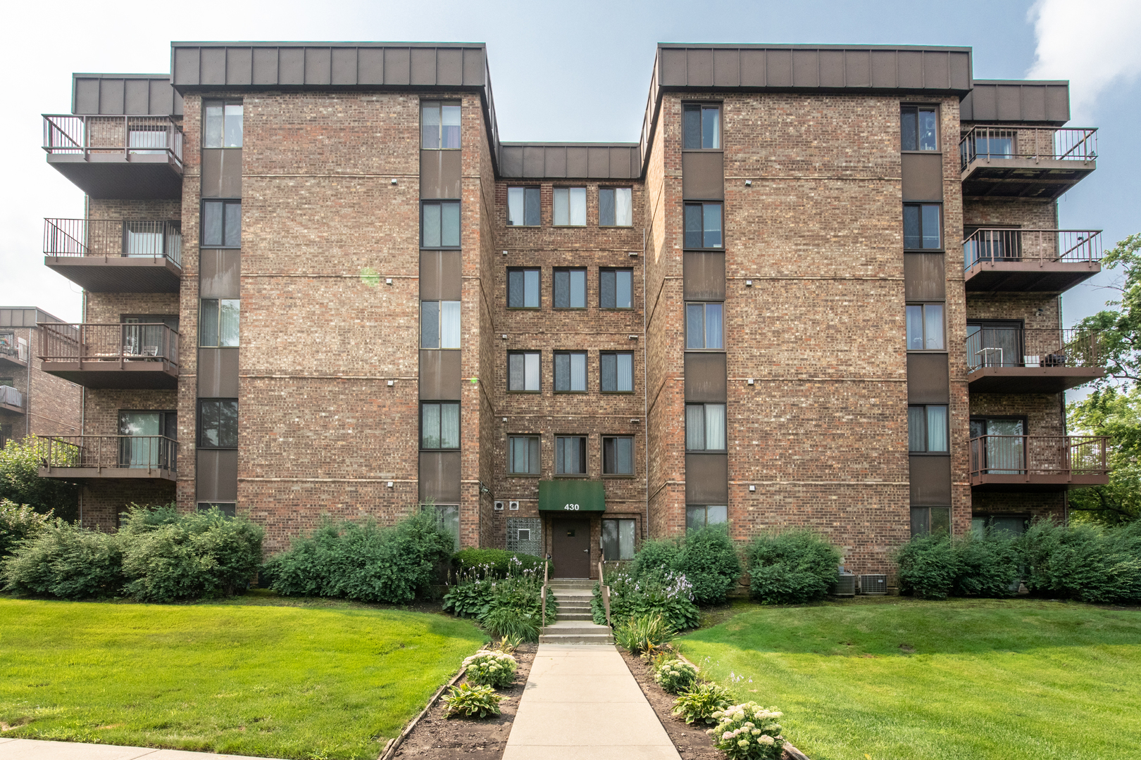 430 Walnut Creek Lane Unit: 2201