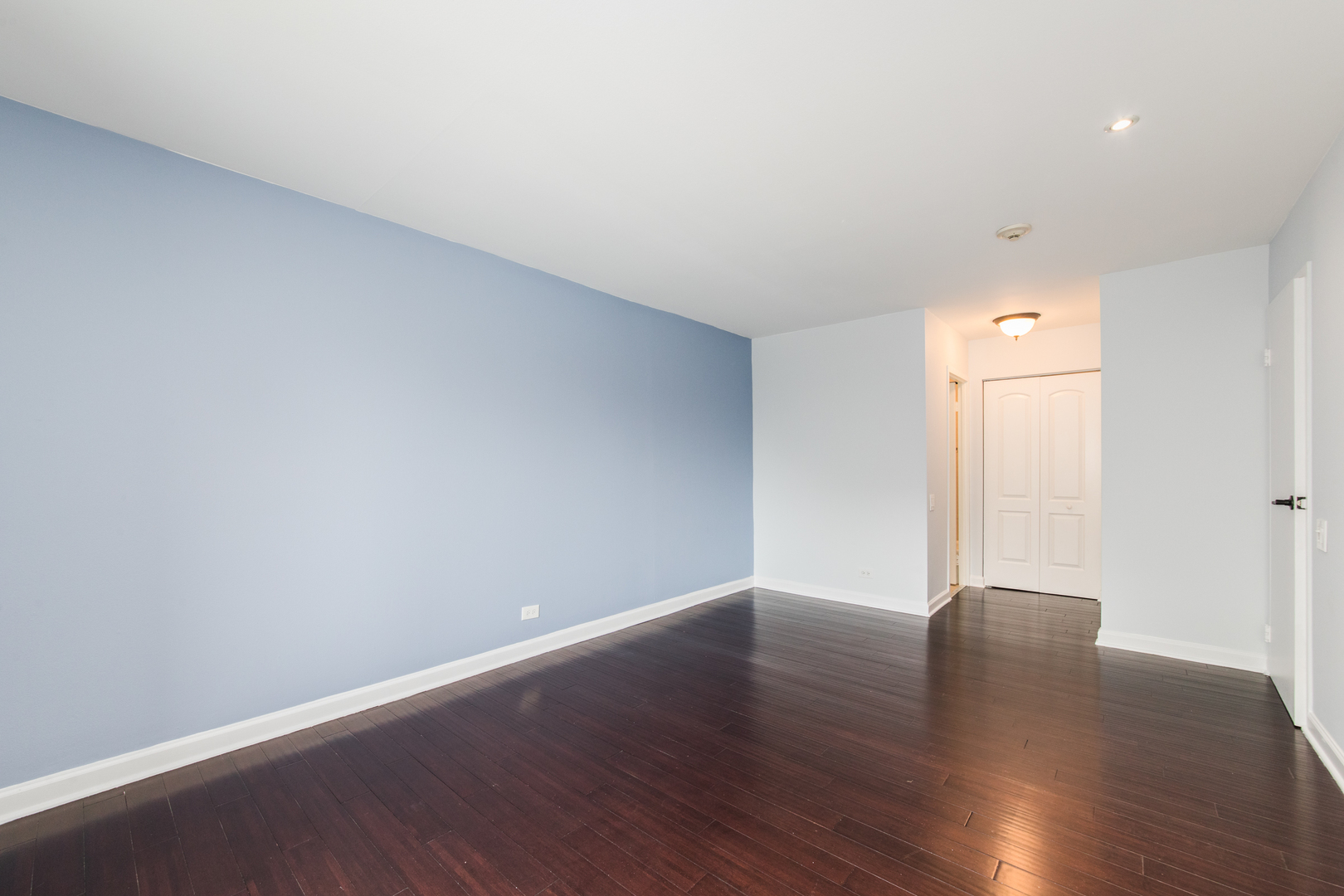 430 Walnut Creek Lane Unit: 2201