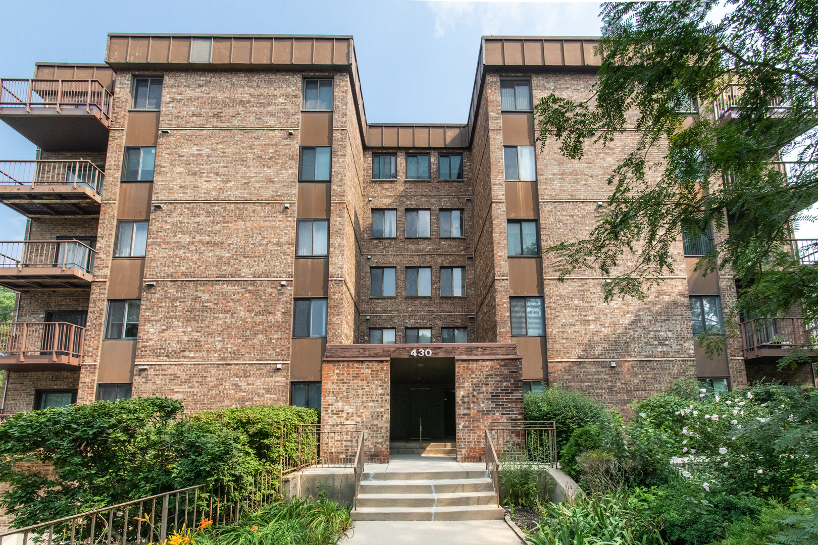 430 Walnut Creek Lane Unit: 2201