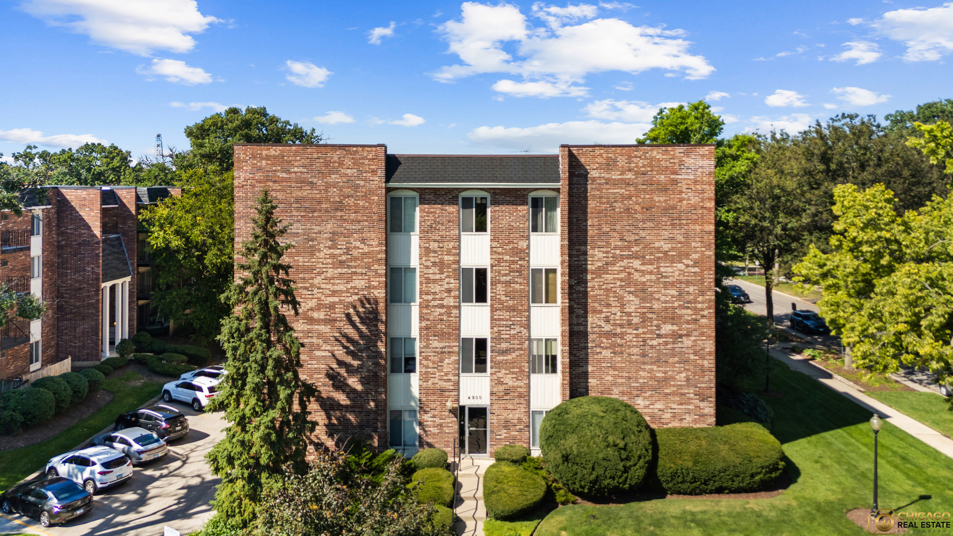 4900 Forest Avenue Unit: 205