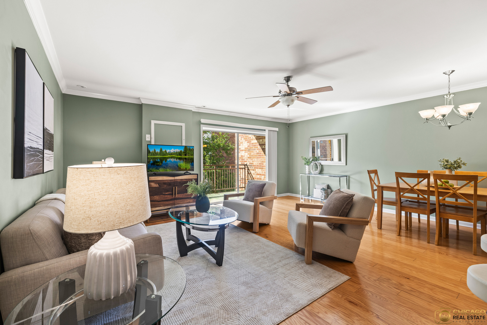 4900 Forest Avenue Unit: 205