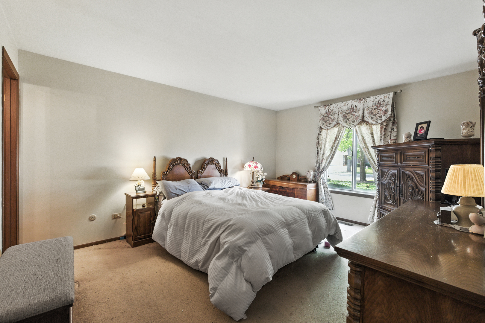 677 Cross Creek Drive Unit: AA