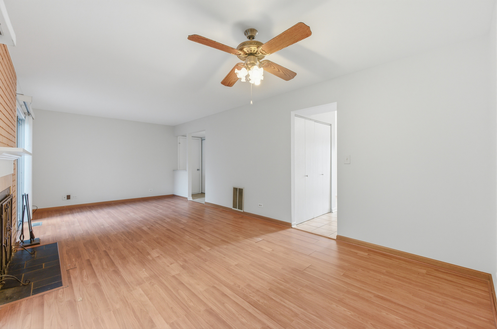 3S184 Birchwood Drive