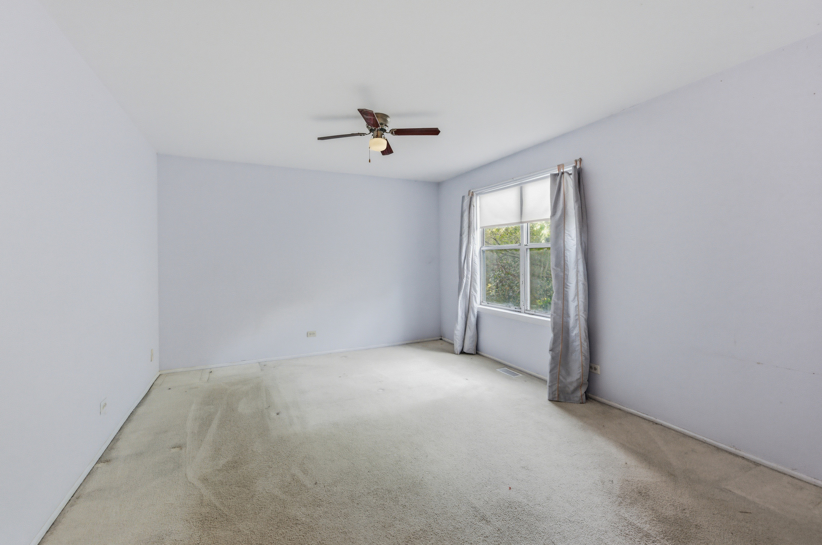 3S184 Birchwood Drive