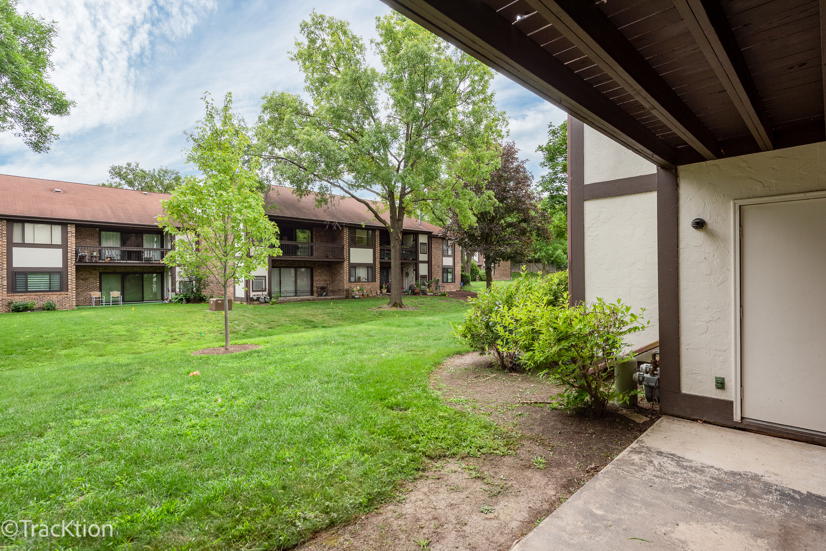 5825 Doe Circle Unit: 5825