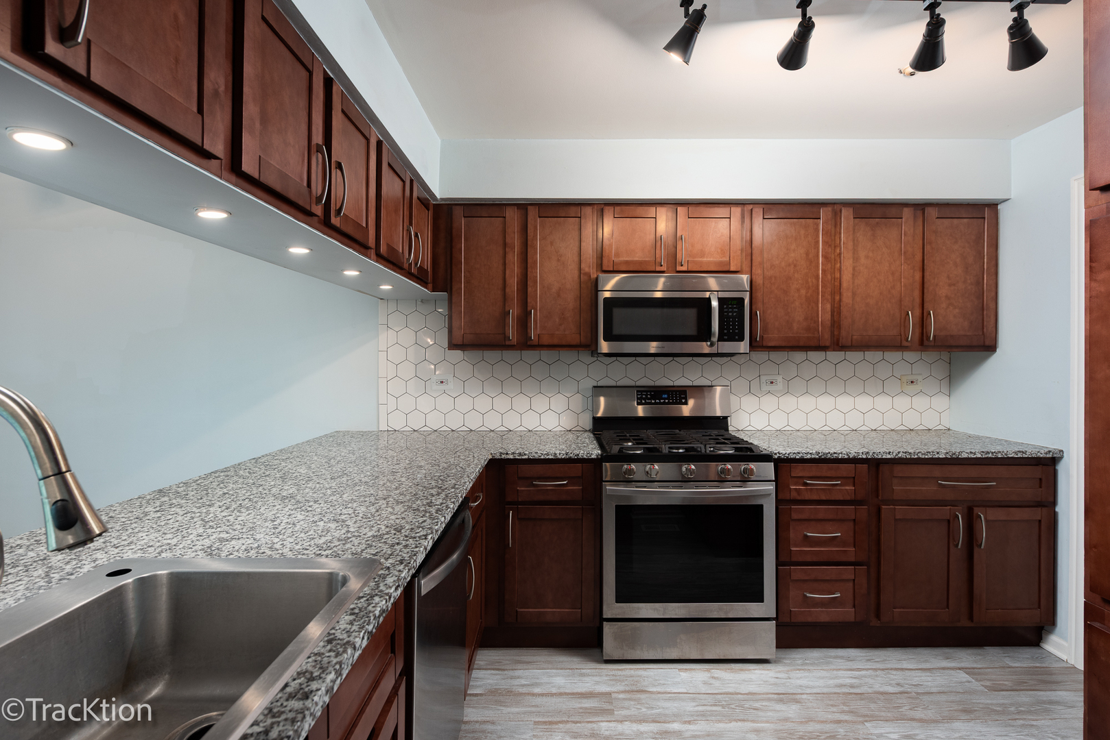 5825 Doe Circle Unit: 5825