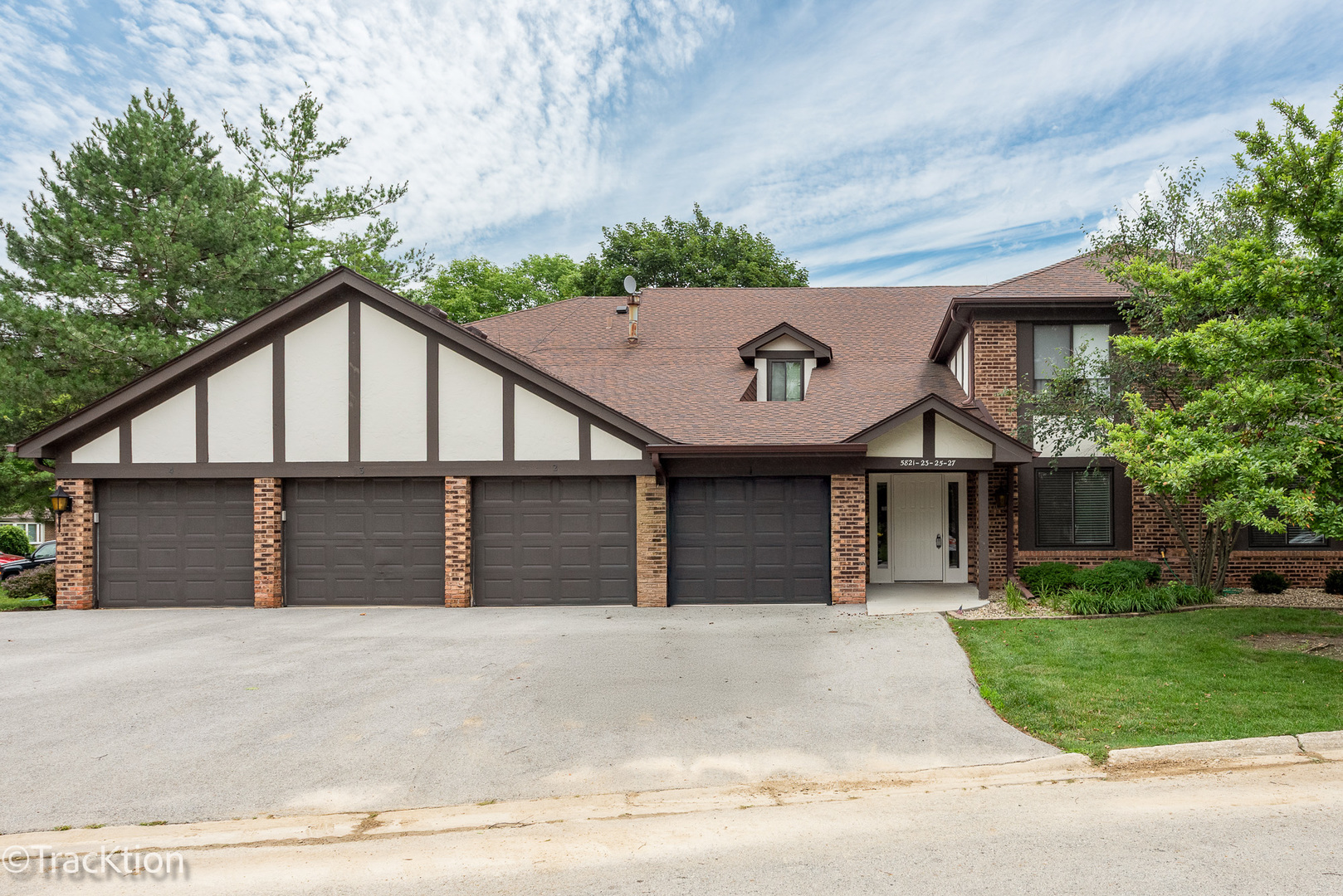 5825 Doe Circle Unit: 5825