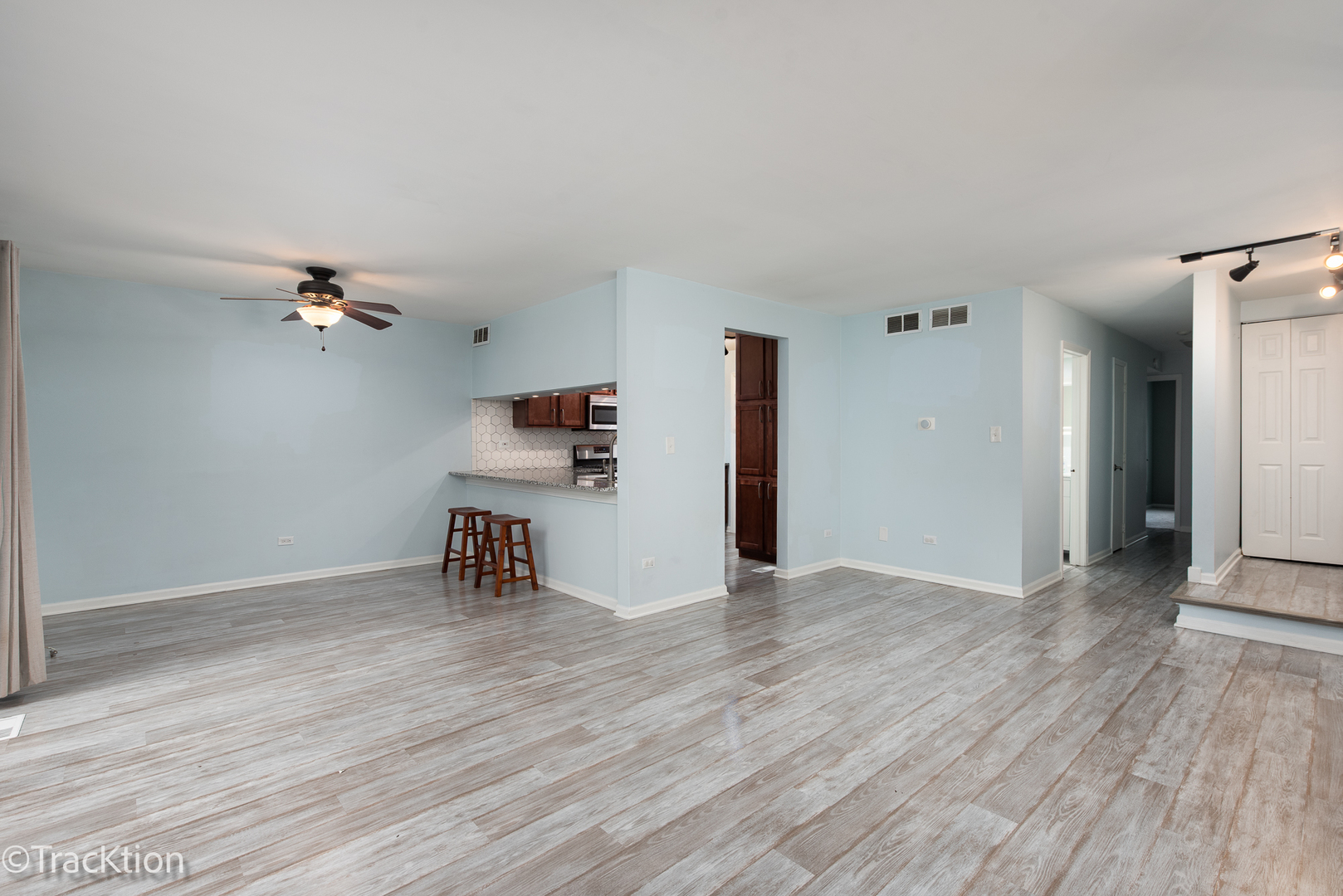 5825 Doe Circle Unit: 5825