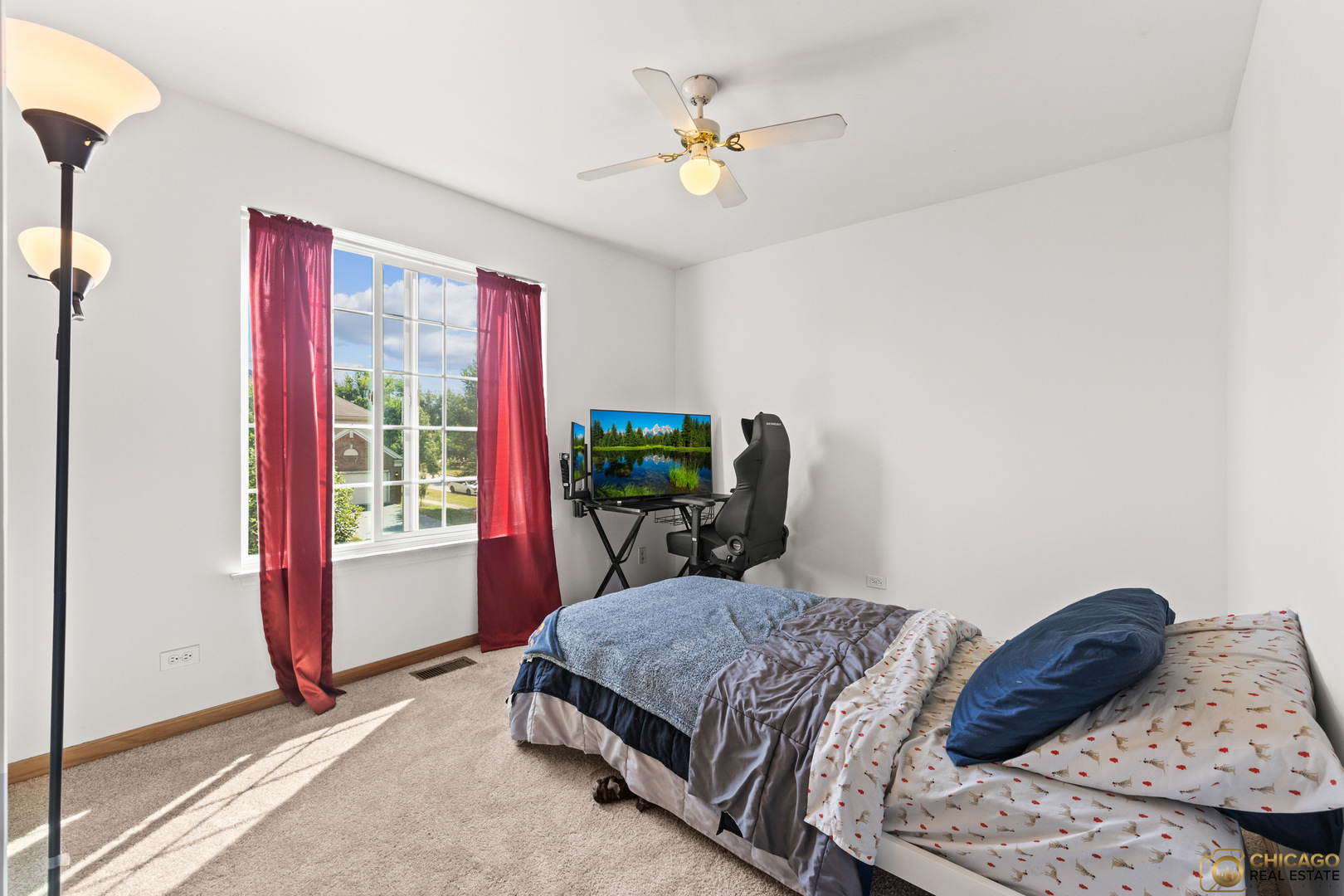 396 E 17th Place