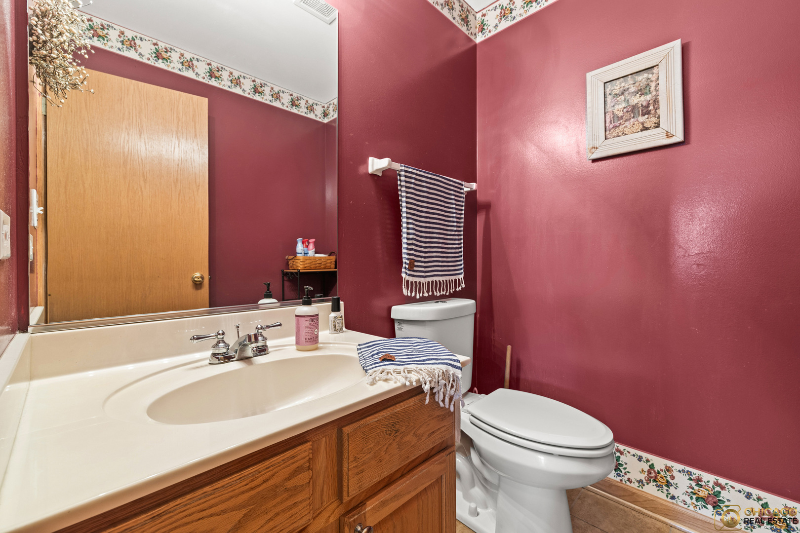 396 E 17th Place