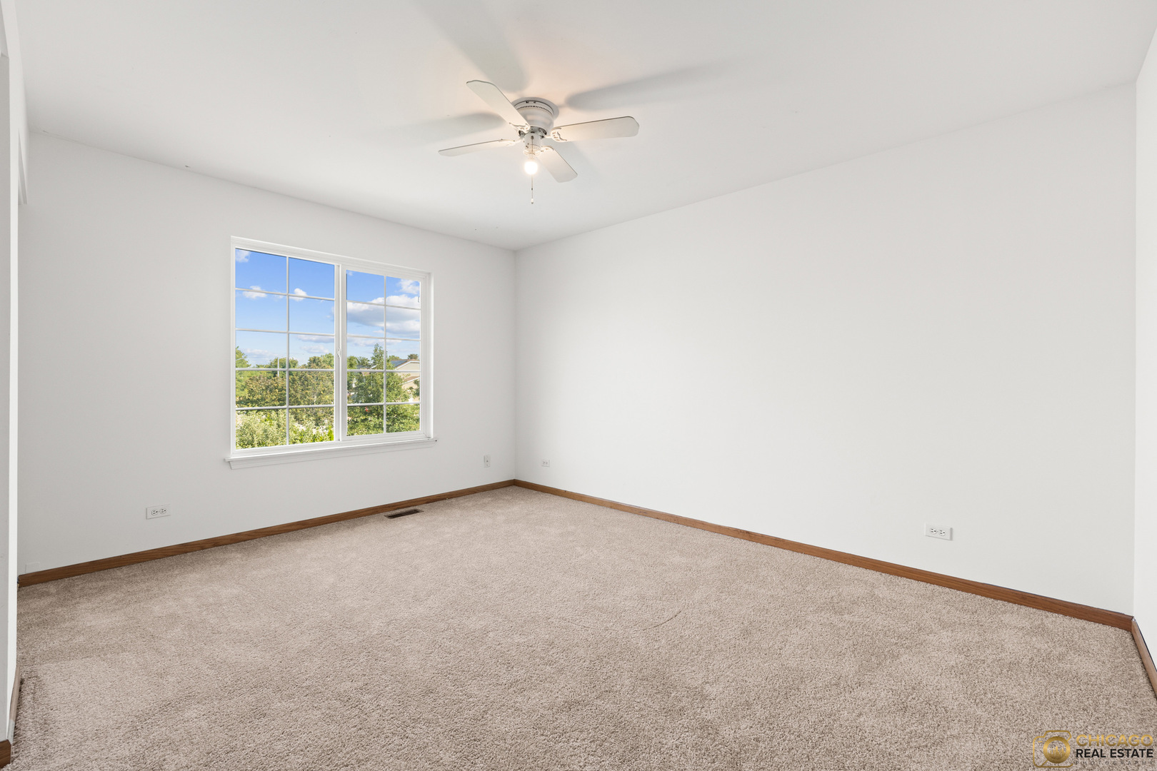 396 E 17th Place