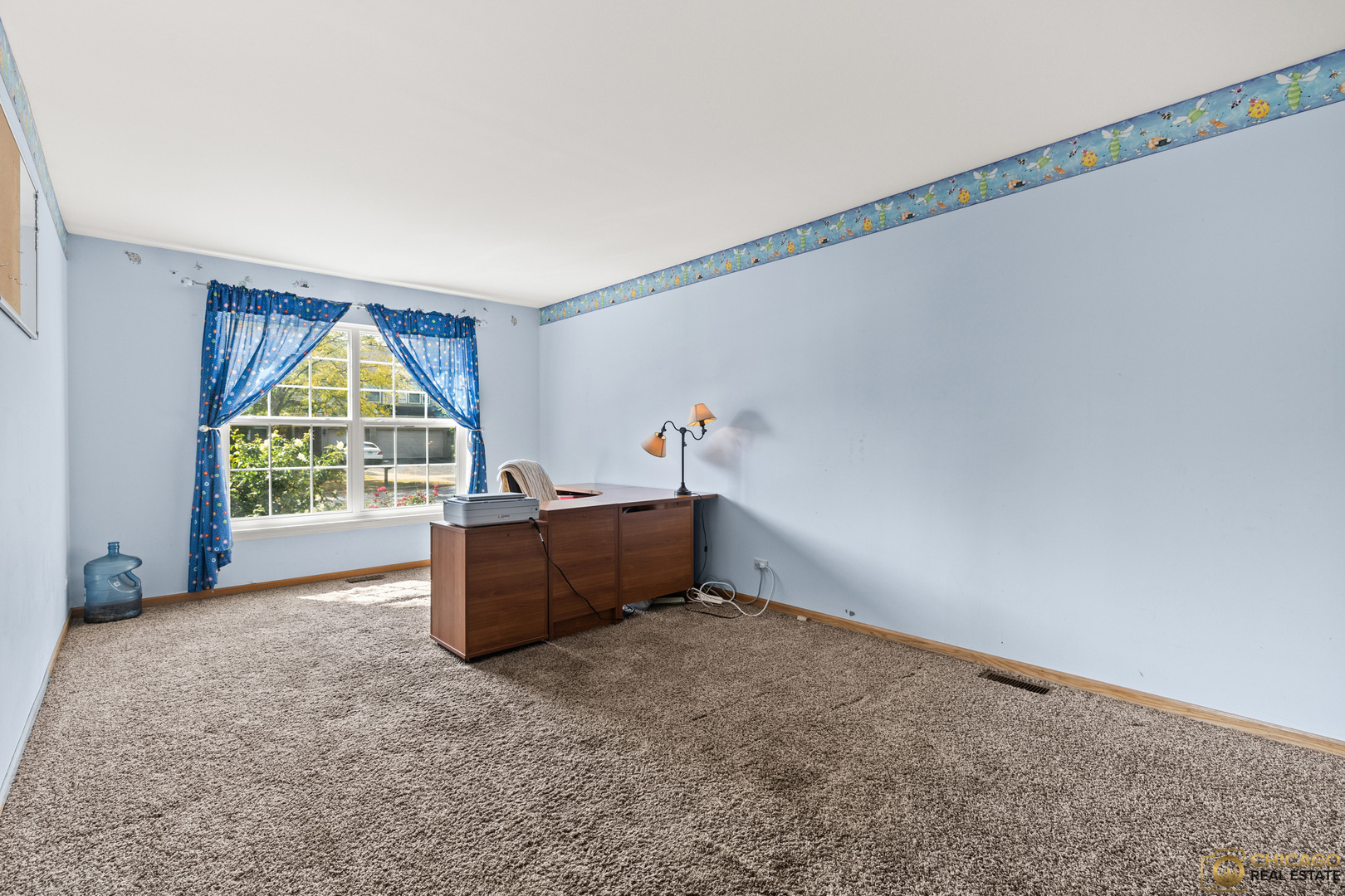 396 E 17th Place
