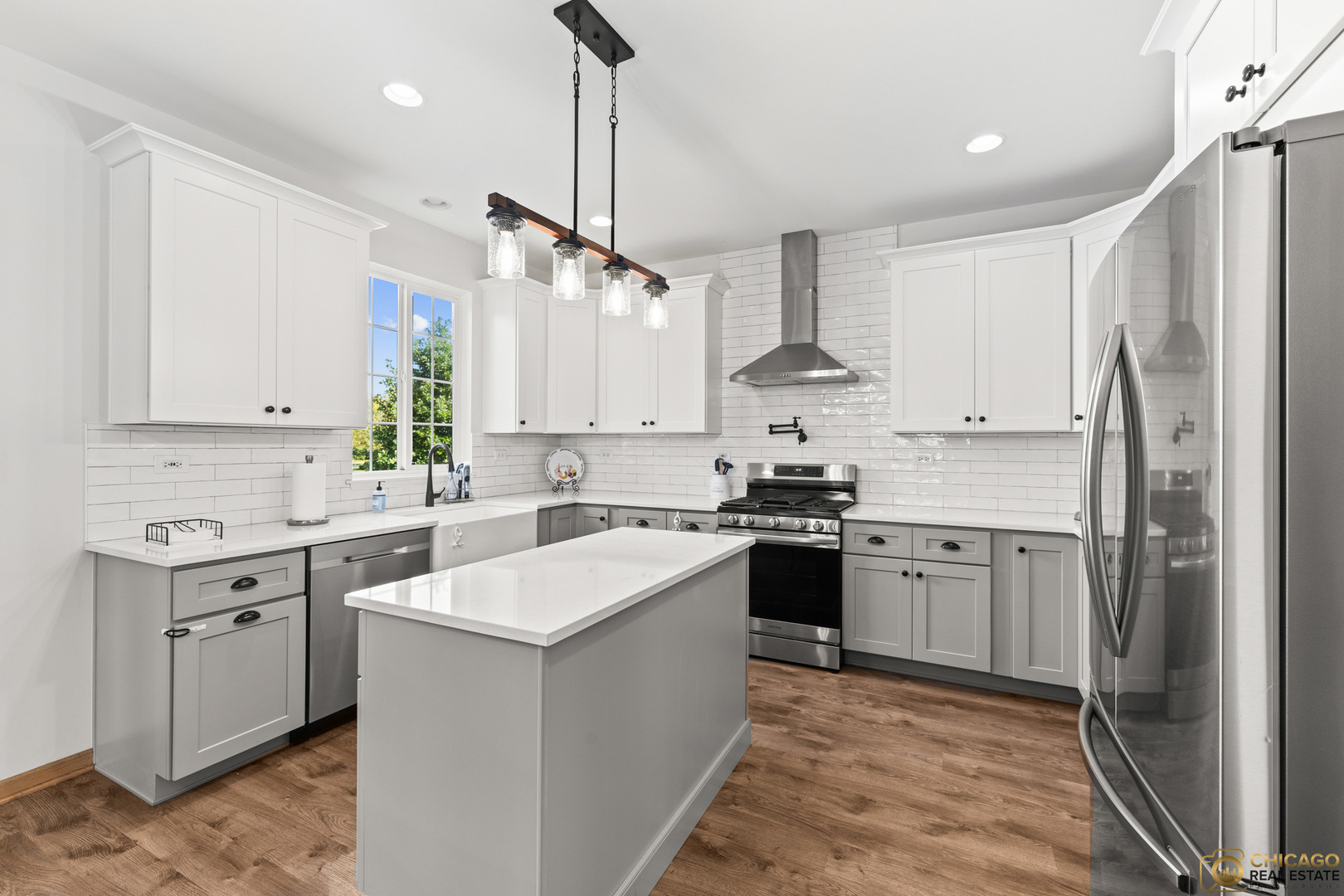 396 E 17th Place
