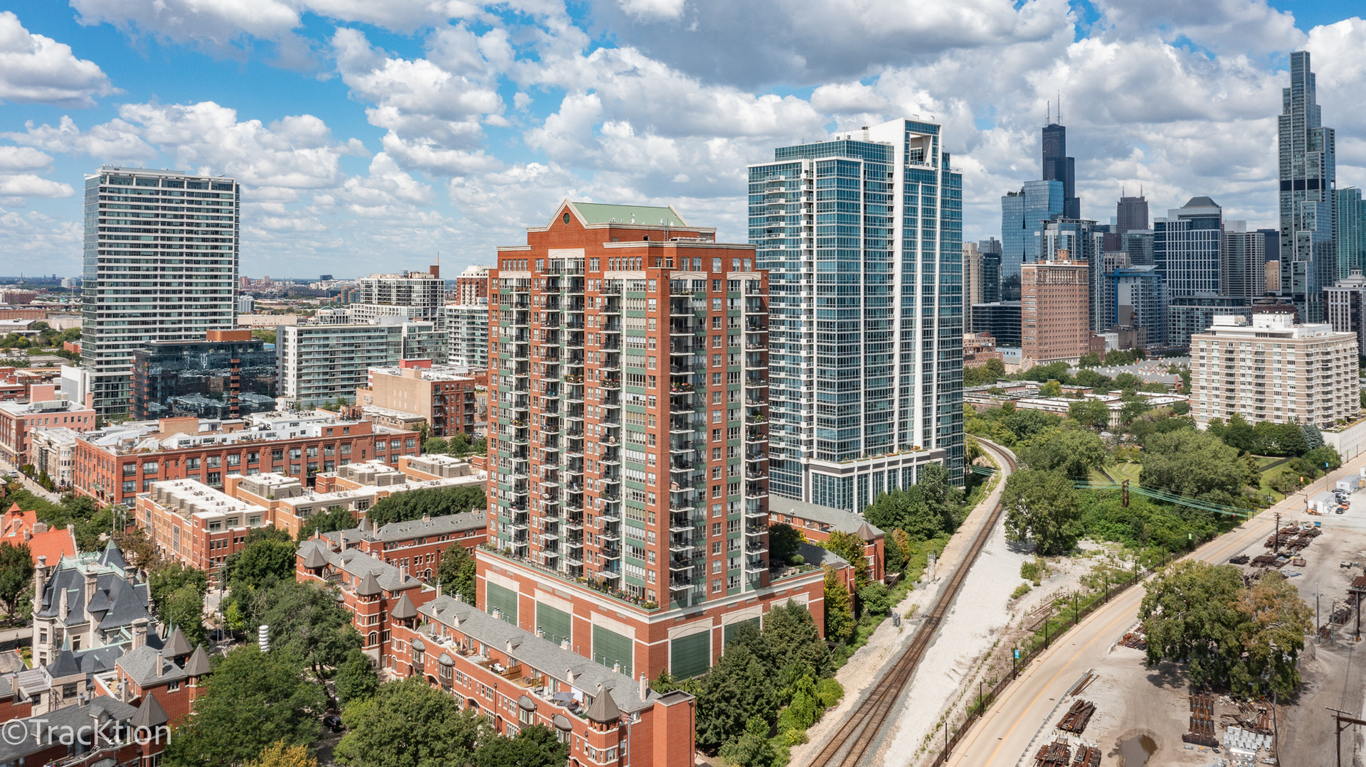 1717 S PRAIRIE Avenue Unit: 1209