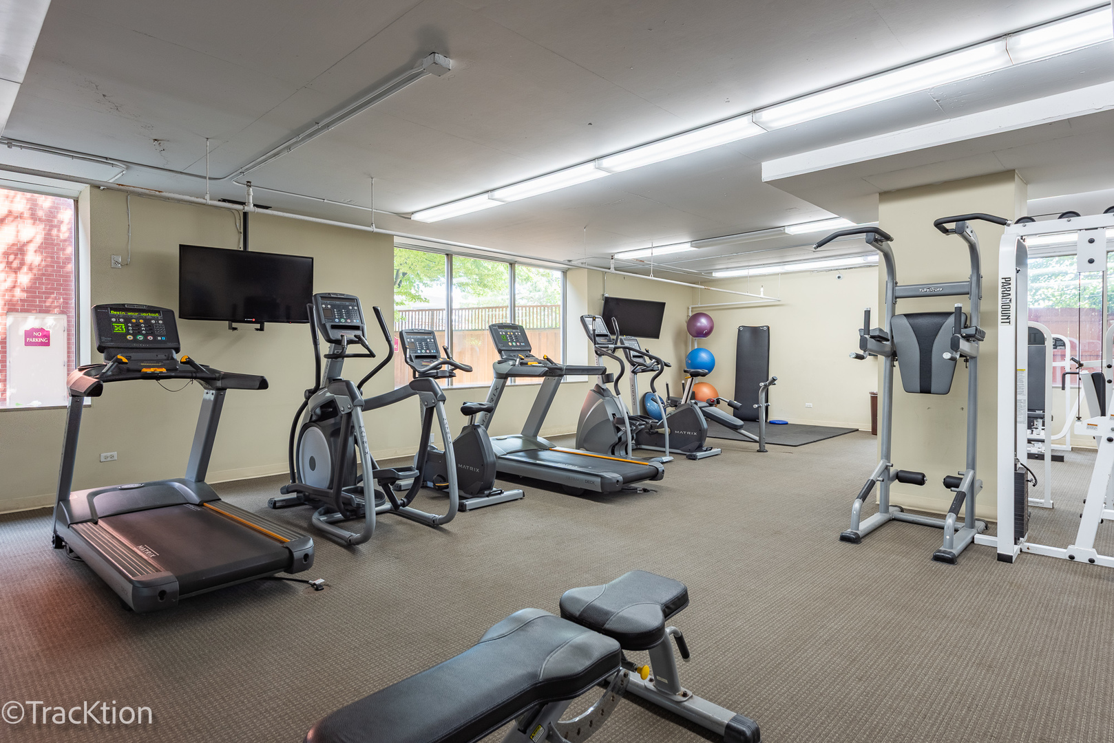 1717 S PRAIRIE Avenue Unit: 1209