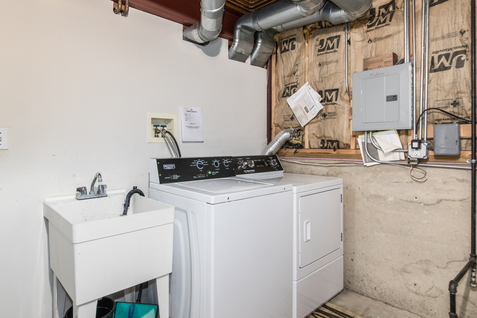 3831 Grove Avenue Unit: 1S