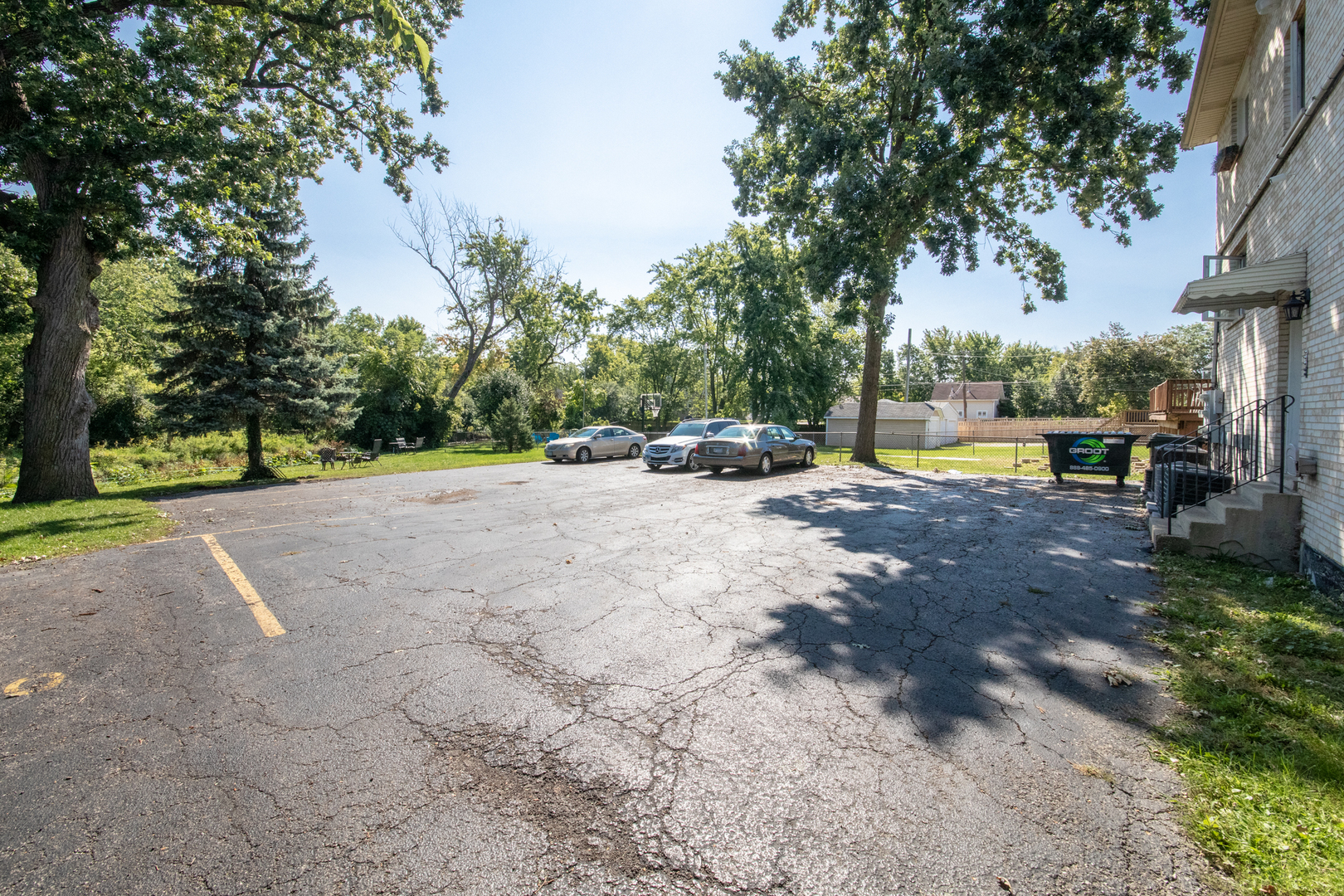 3831 Grove Avenue Unit: 1S