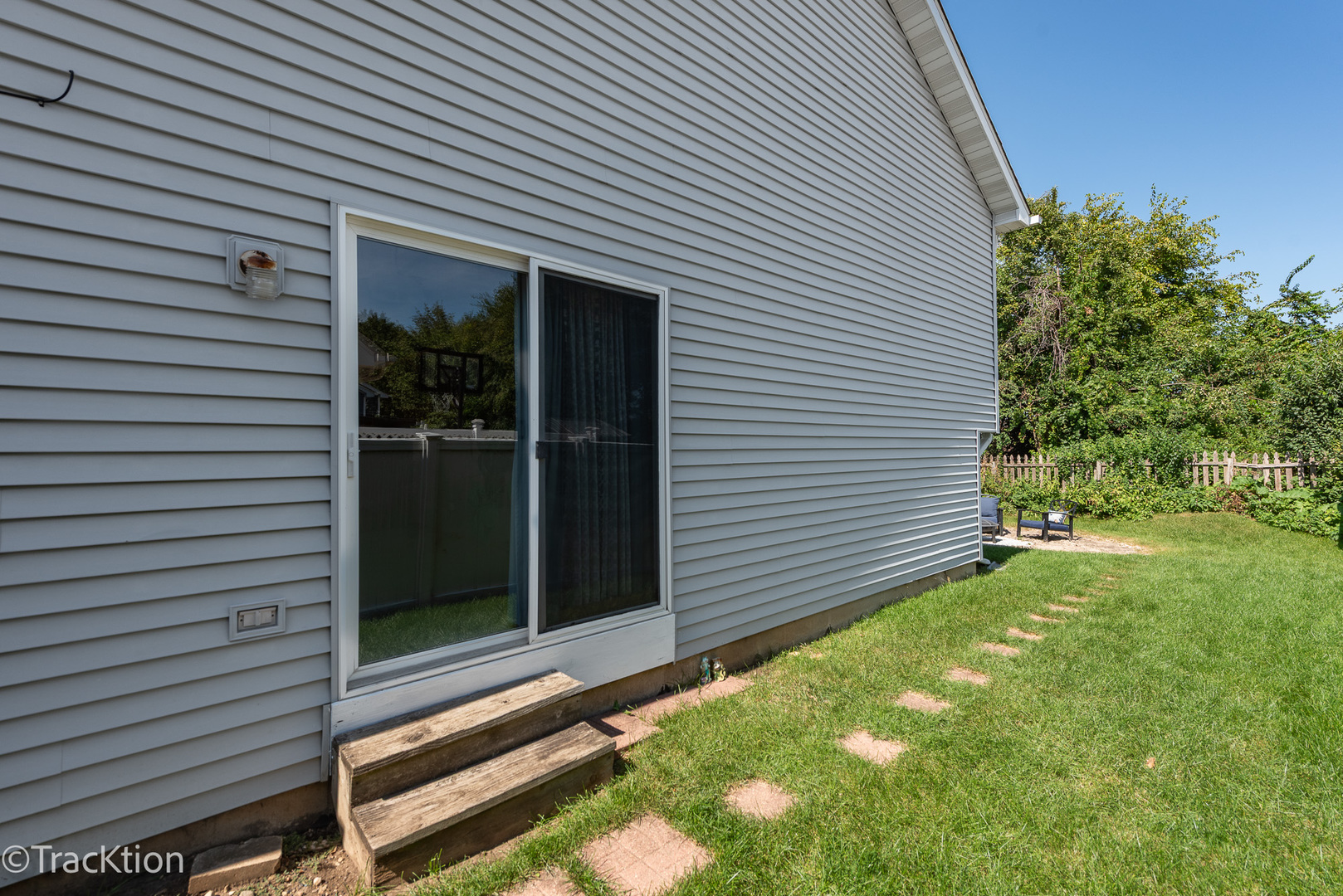 2703 Oak Ridge Lane
