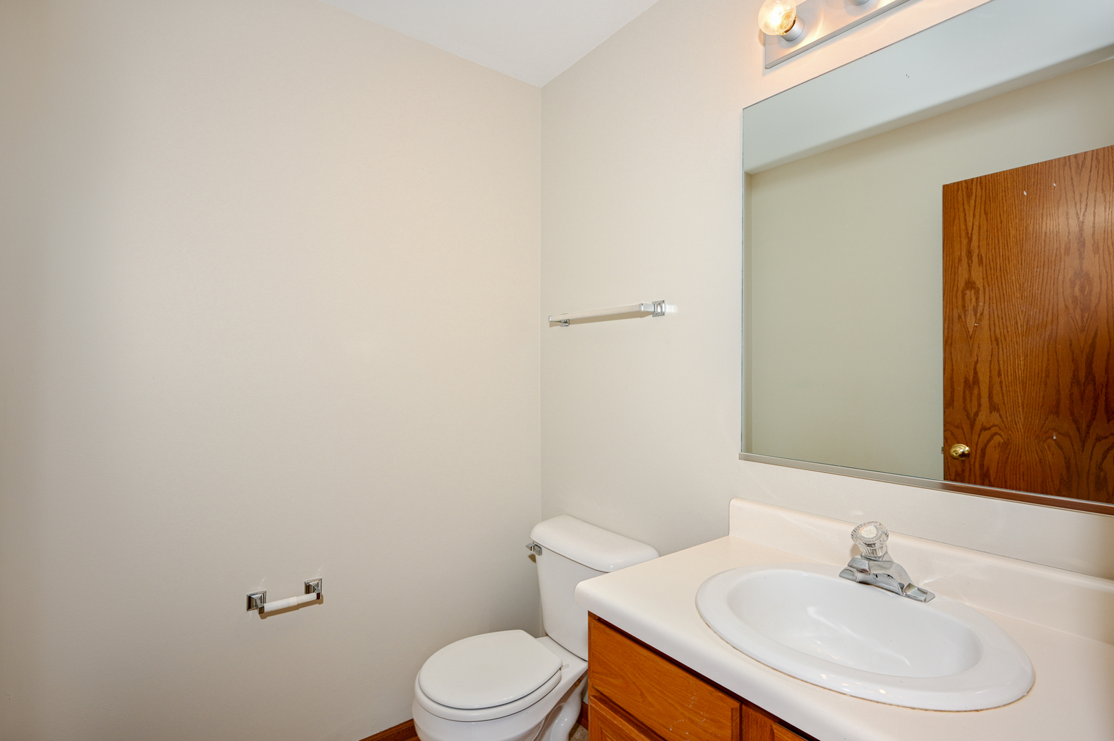 2037 S LINCOLN Avenue Unit: 2037