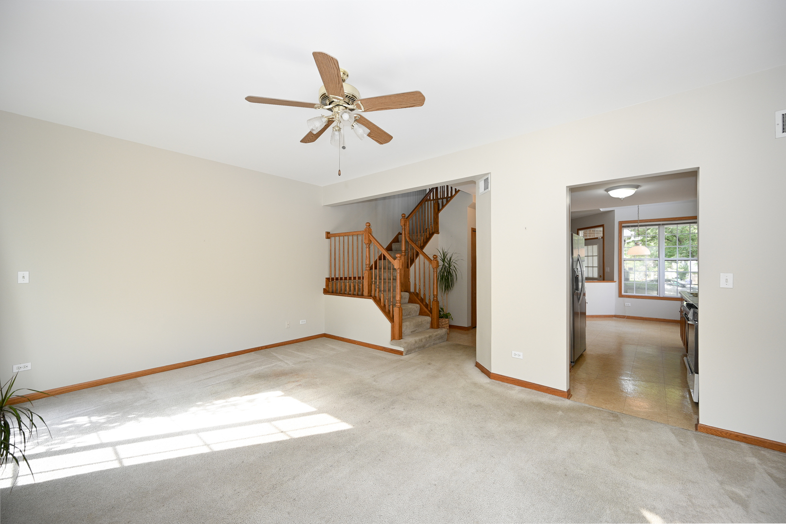 2037 S LINCOLN Avenue Unit: 2037