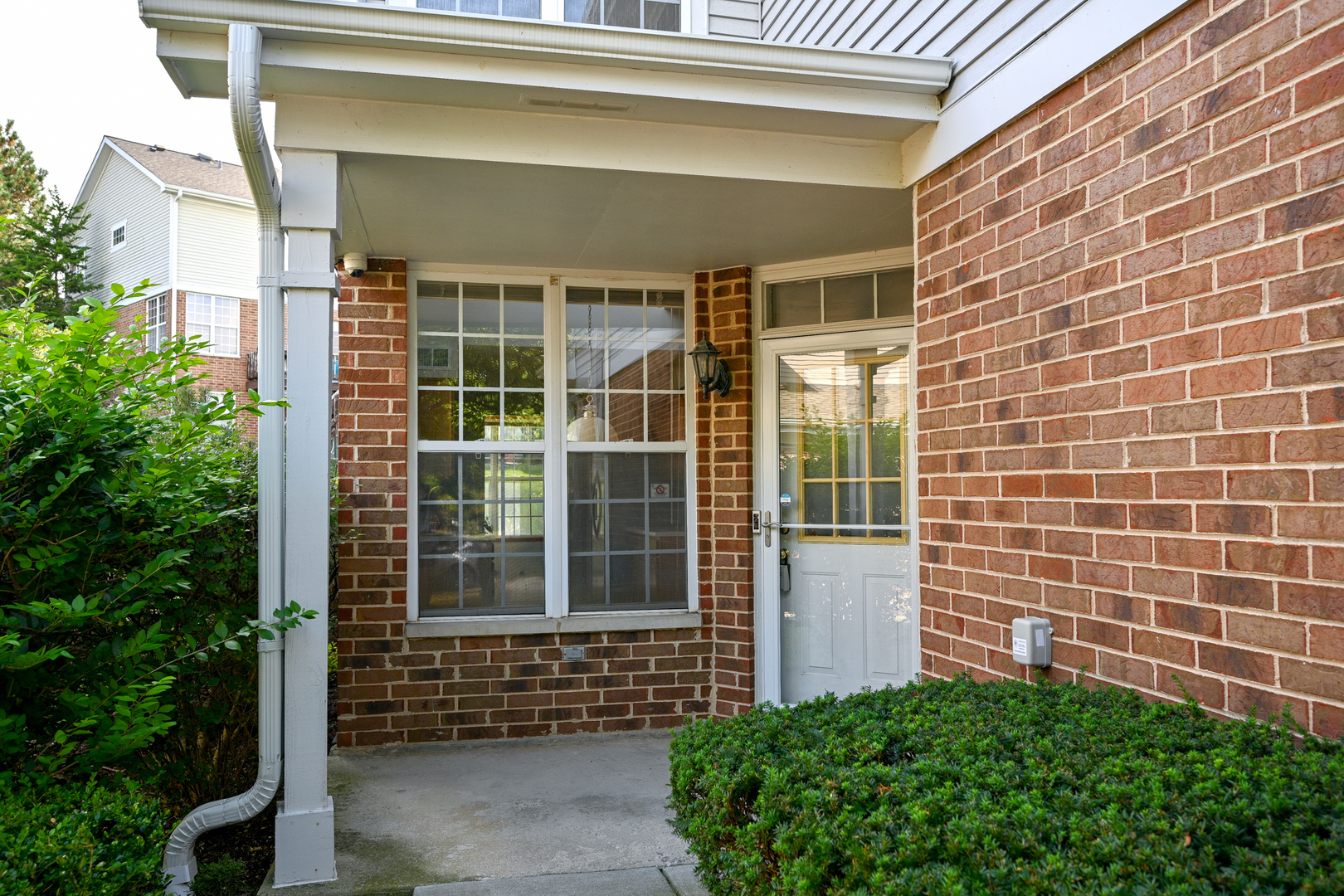 2037 S LINCOLN Avenue Unit: 2037