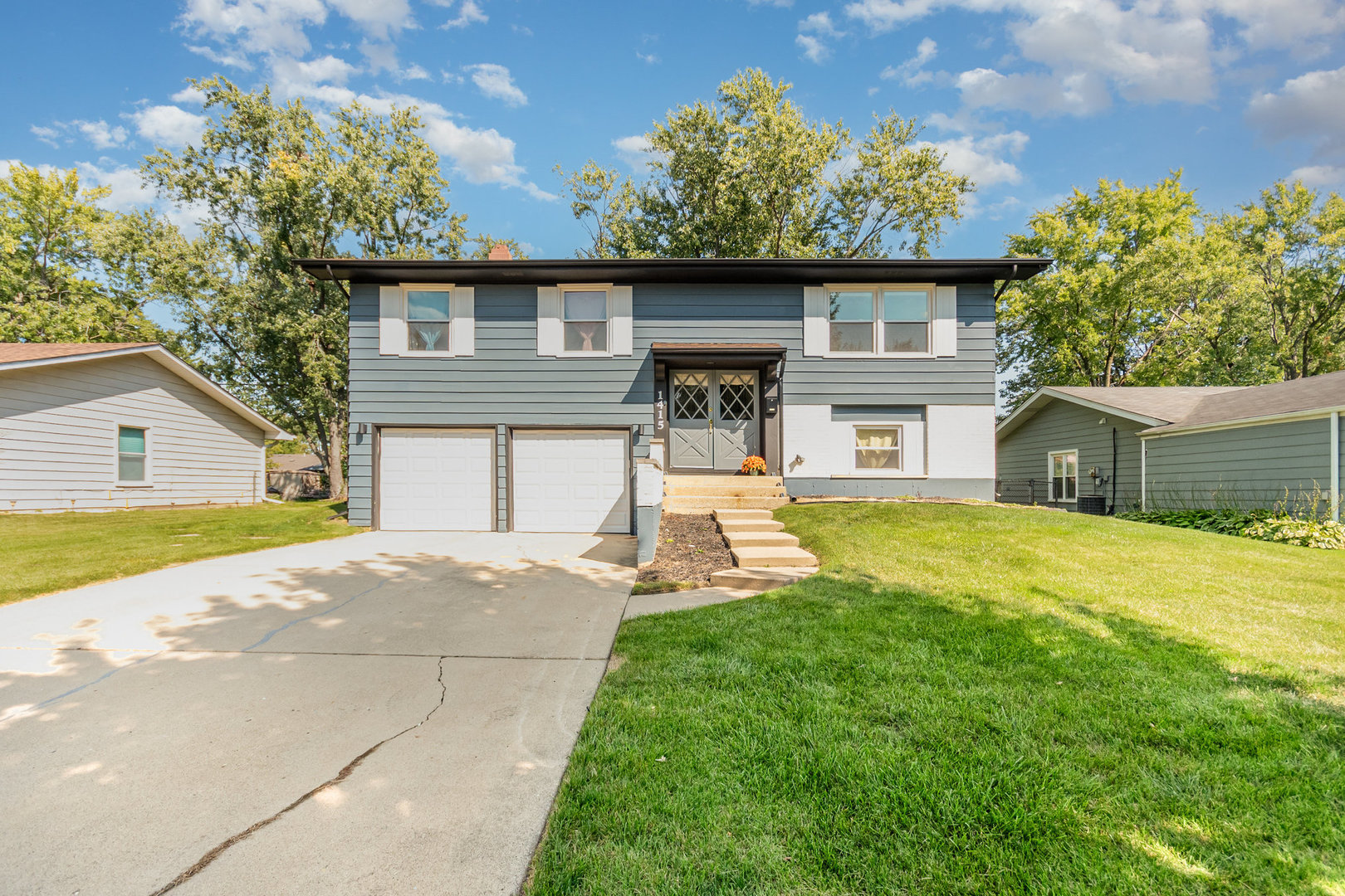 1415 N Oakmont Road