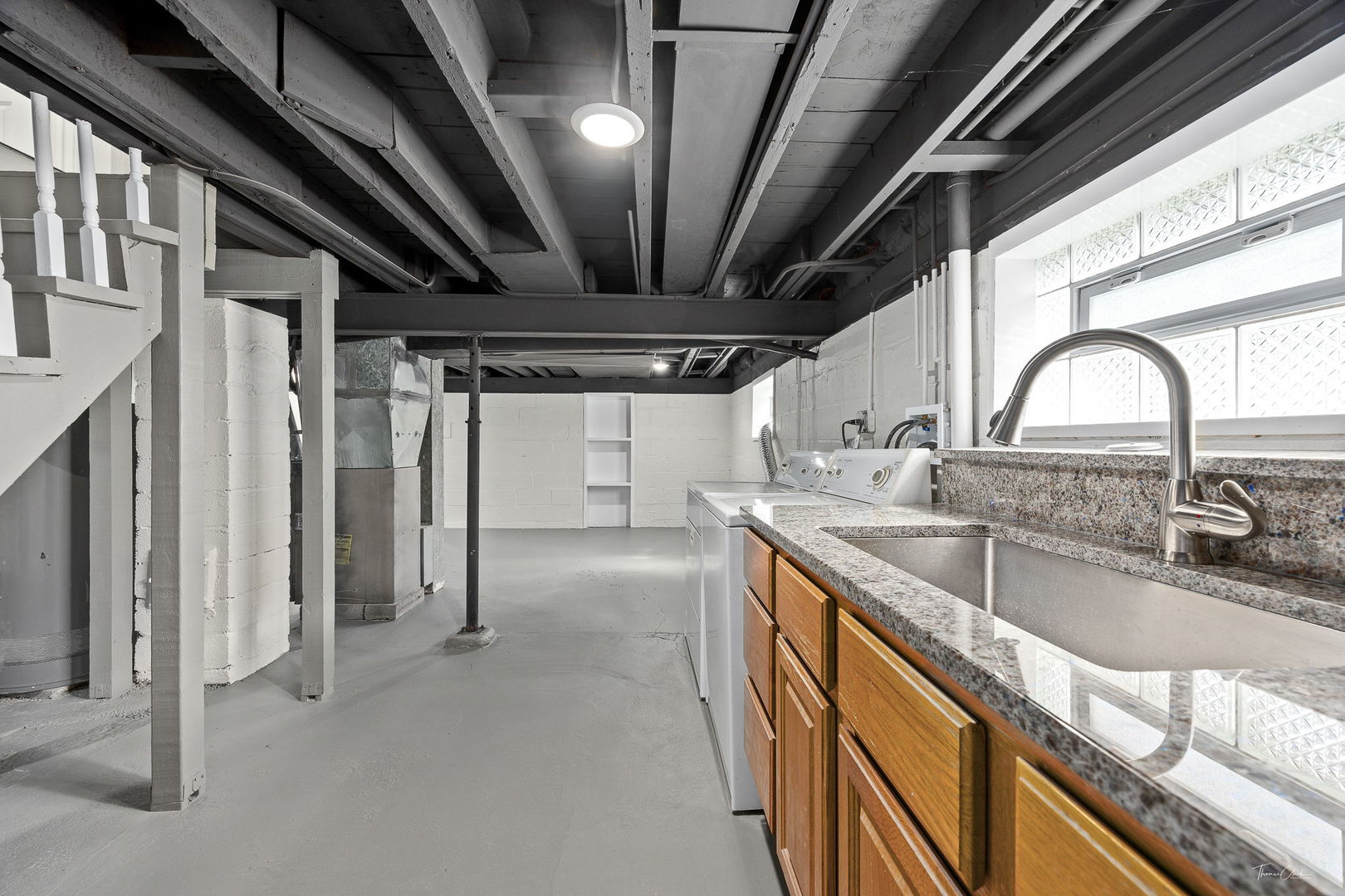 1926 S 19th Avenue