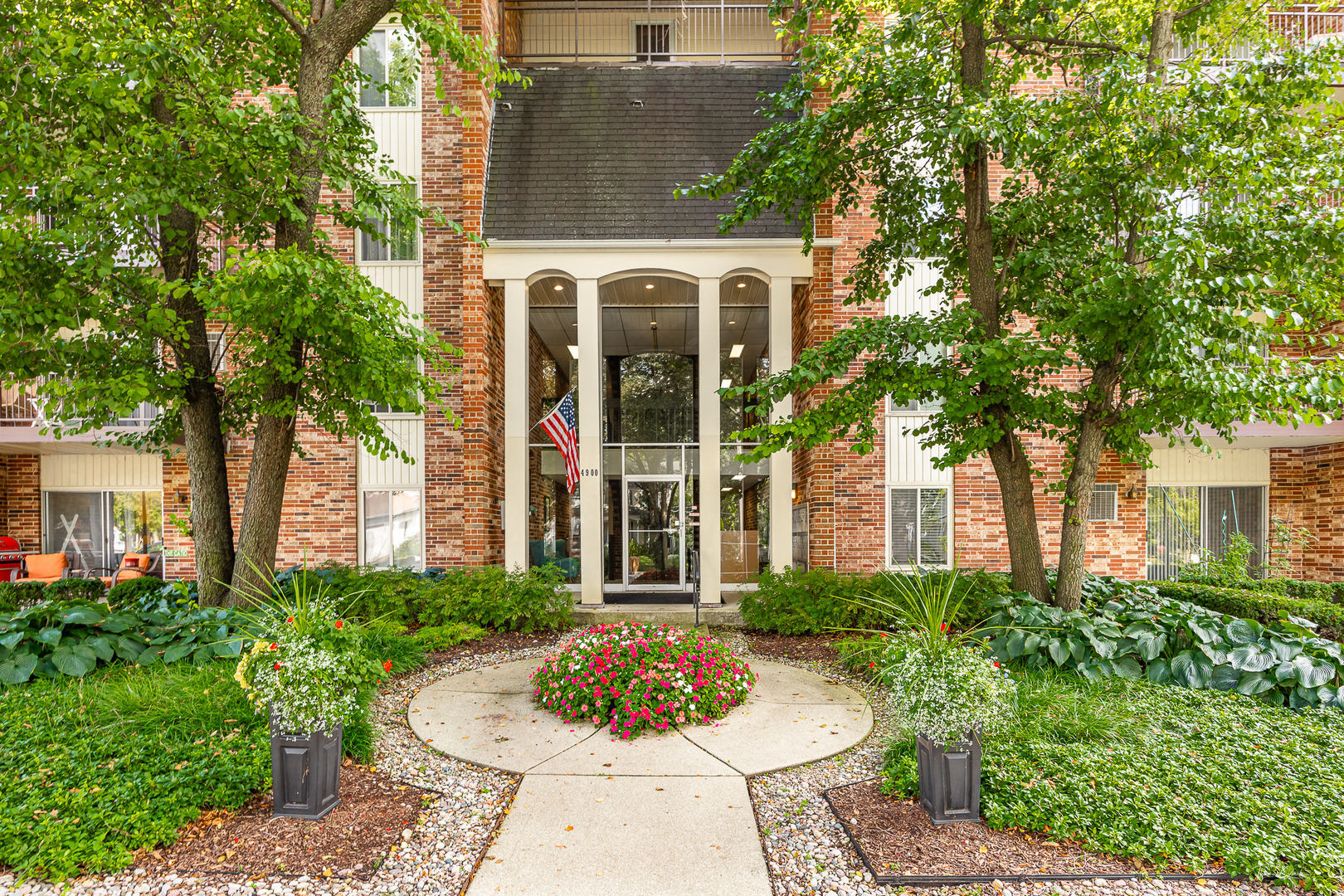 4900 Forest Avenue Unit: 308