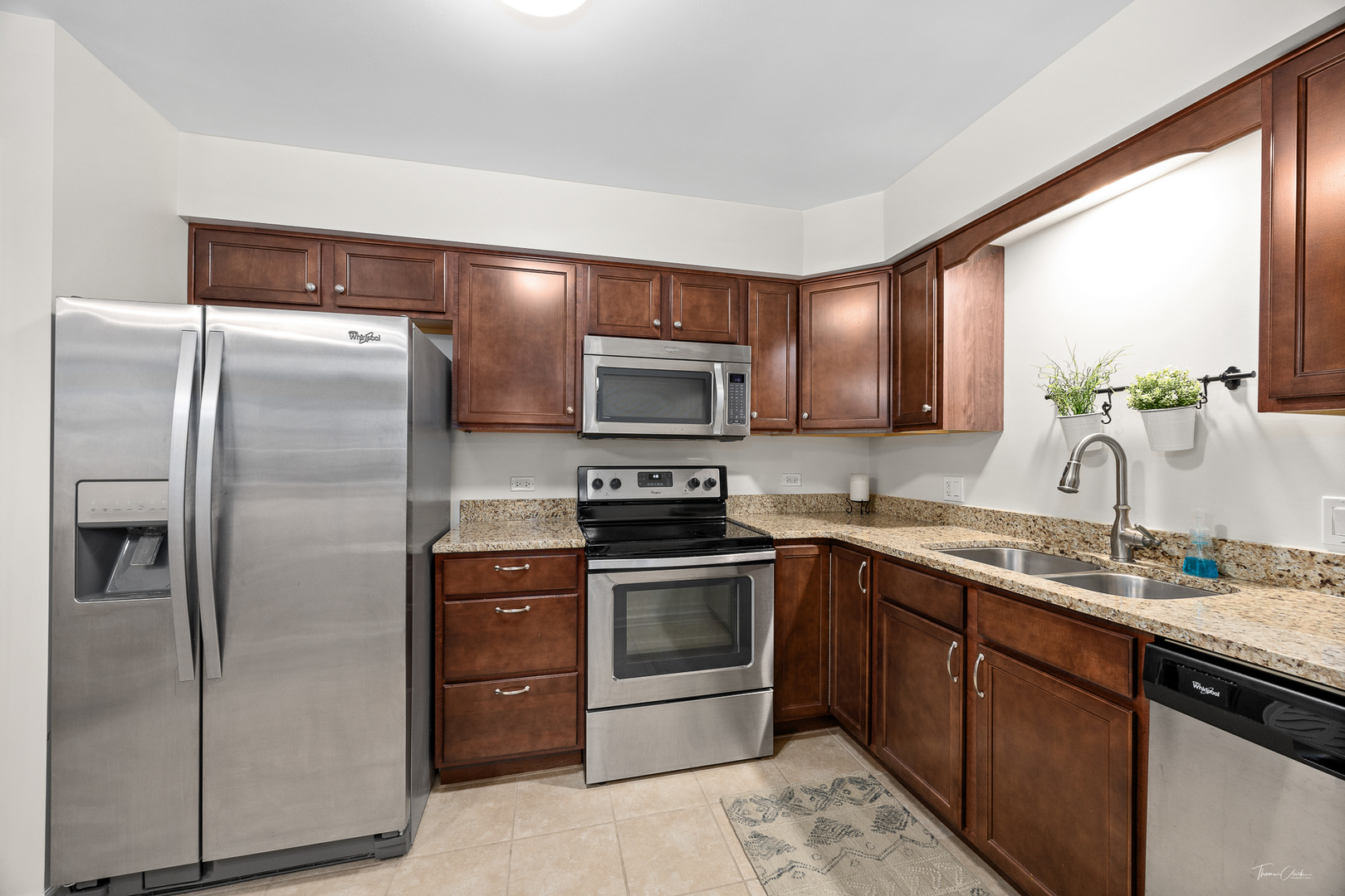 4900 Forest Avenue Unit: 308