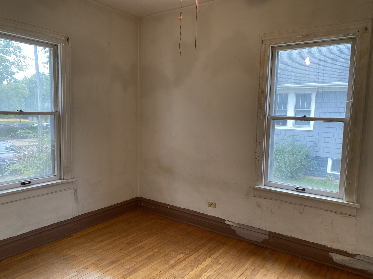 114 E Richmond Street