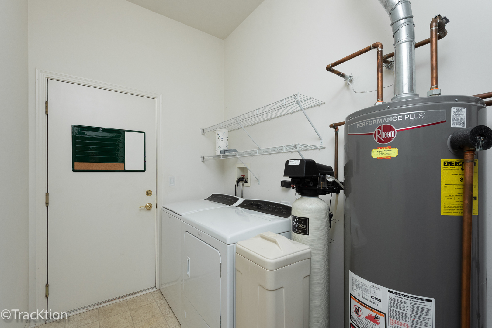 16400 Crescent Lake Drive Unit: 16400