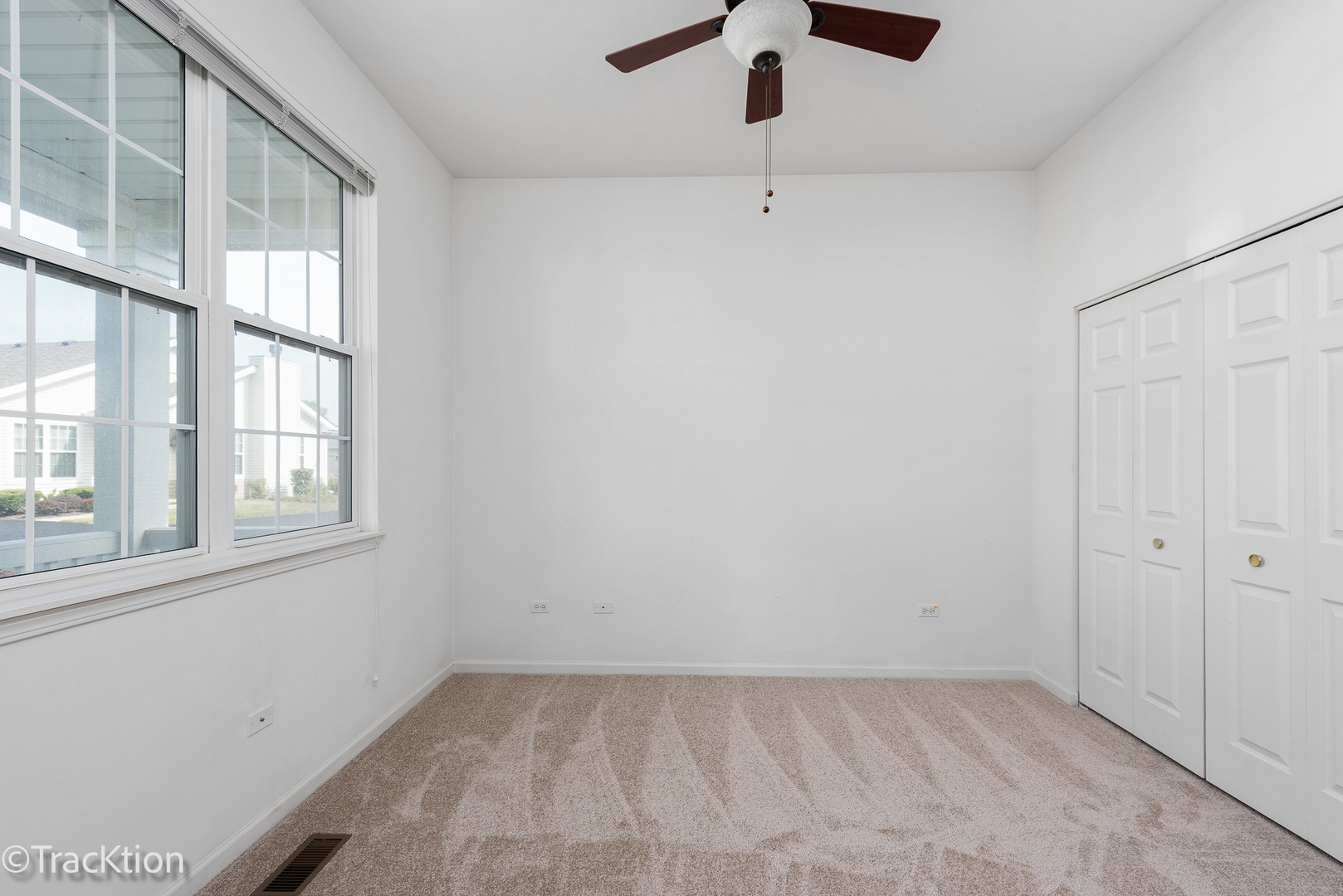 16400 Crescent Lake Drive Unit: 16400