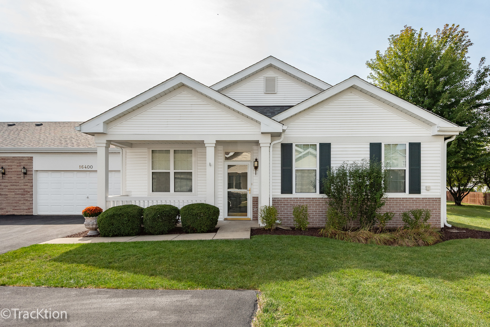 16400 Crescent Lake Drive Unit: 16400