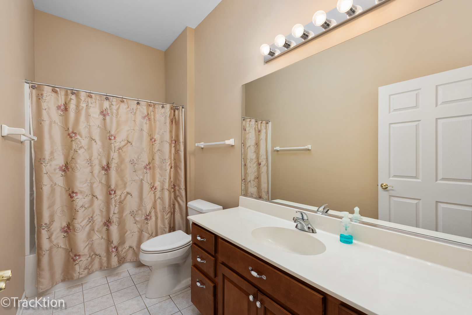 16400 Crescent Lake Drive Unit: 16400