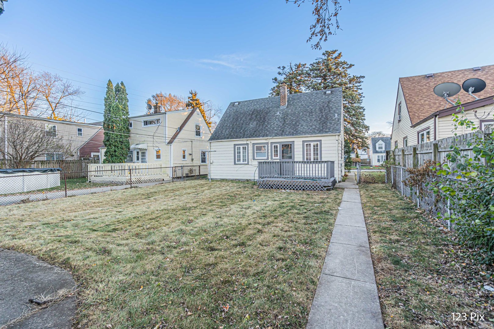 3614 W 86th Place