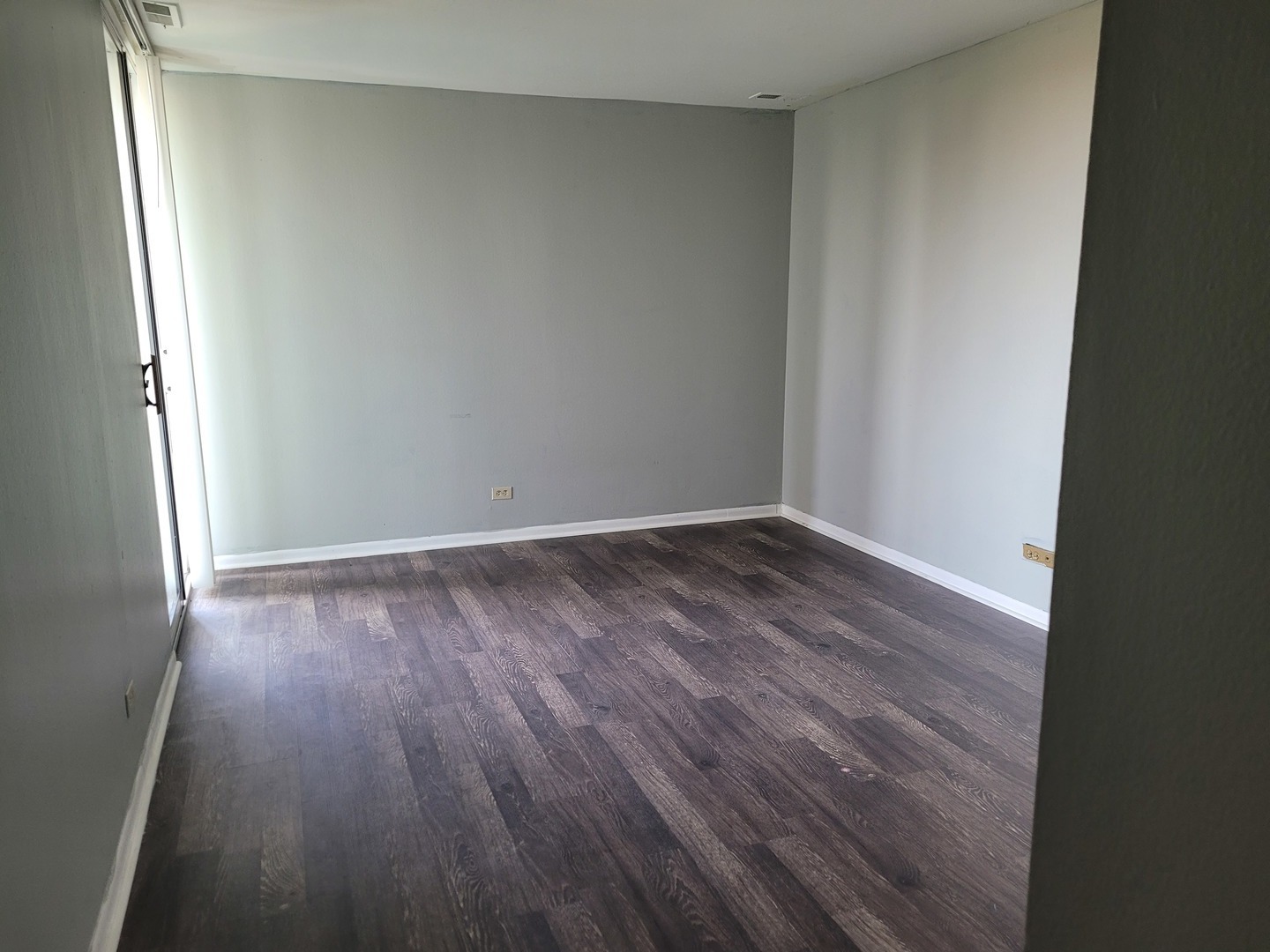 6010 oakwood Drive Unit: 5B