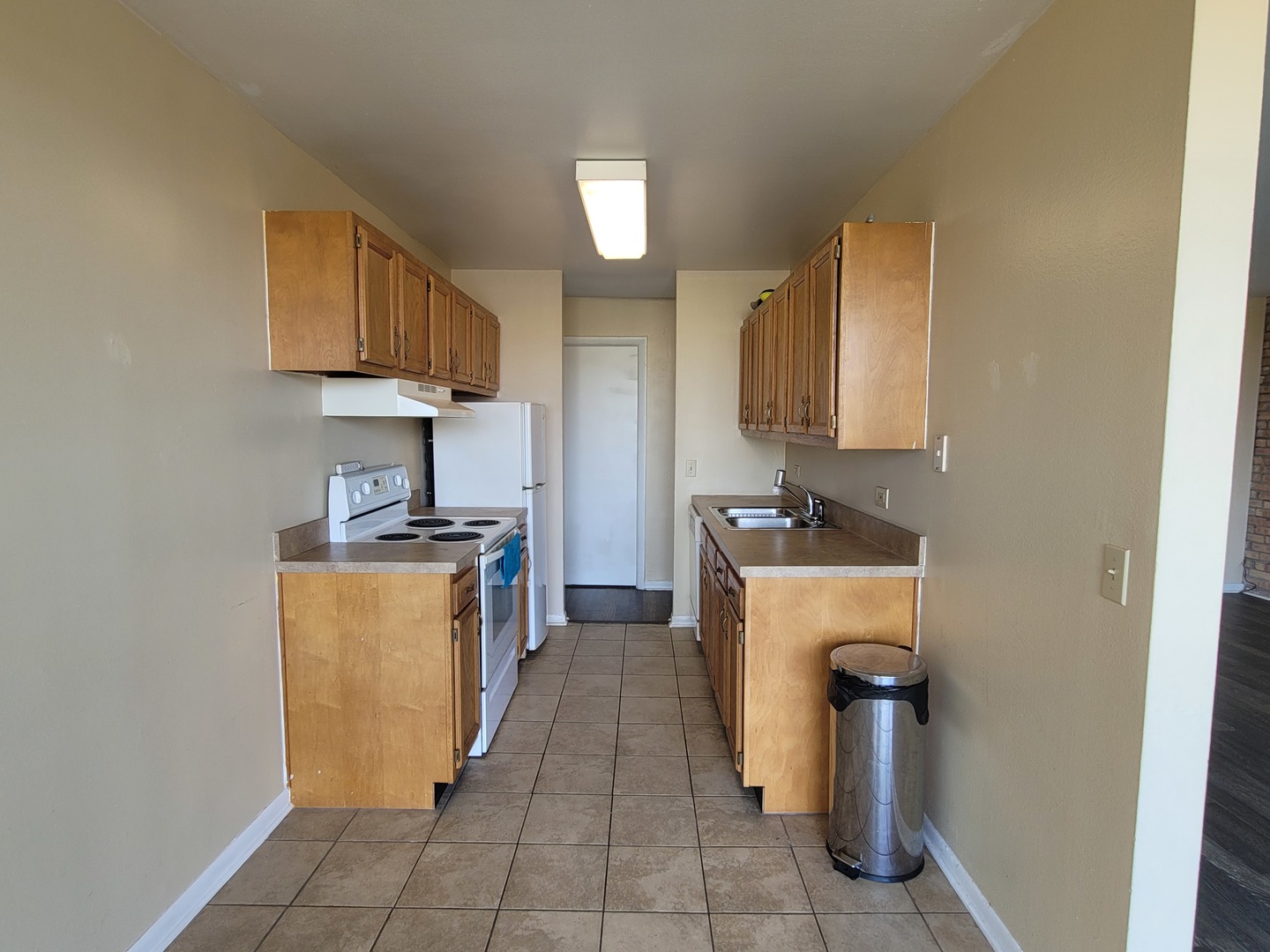 6010 oakwood Drive Unit: 5B